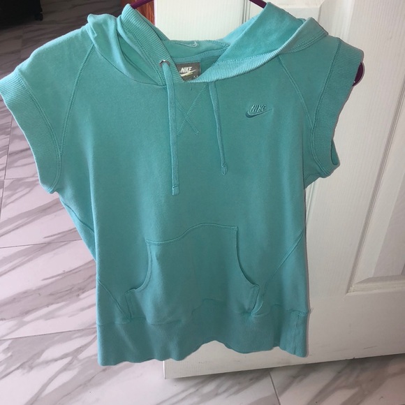 Nike Tops - 5/$25 teal Nike shortsleeved hoody